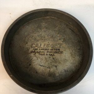 VINTAGE CALUMET DOUBLE-ACTING BAKING POWDER TIN METAL 10" PIE CAKE PAN